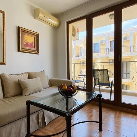 Royal Bay - Cozy - Apartello⊛com Aparthotel